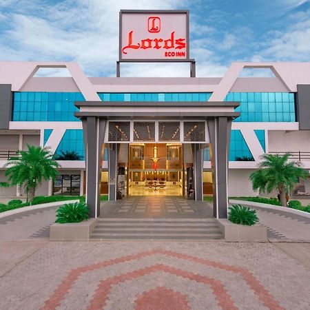 Lords Eco Inn Morbi Ngoại thất bức ảnh