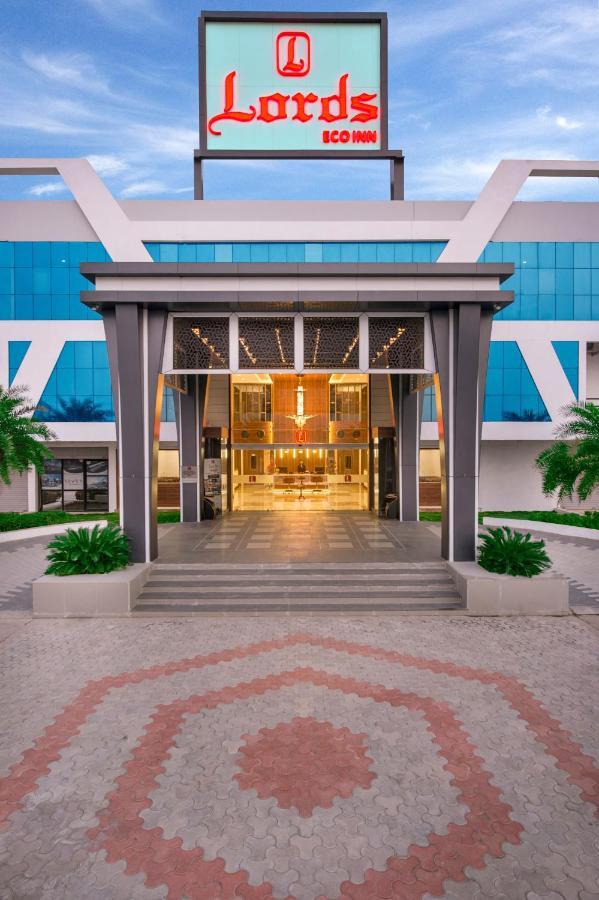 Lords Eco Inn Morbi Ngoại thất bức ảnh
