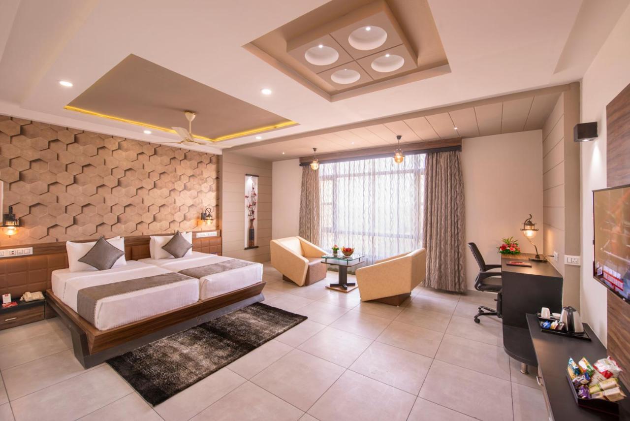 Lords Eco Inn Morbi Ngoại thất bức ảnh
